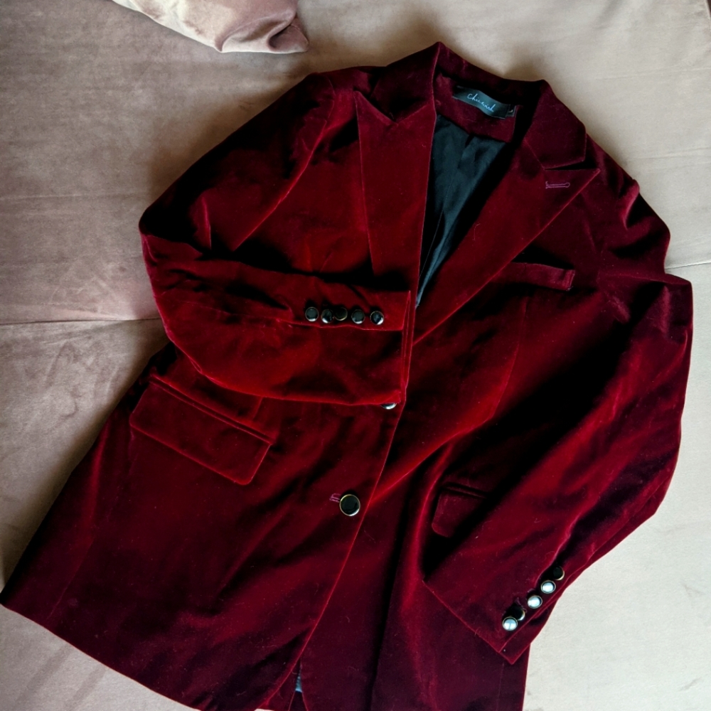 Chicwish Burgundy velvet blazer, Large